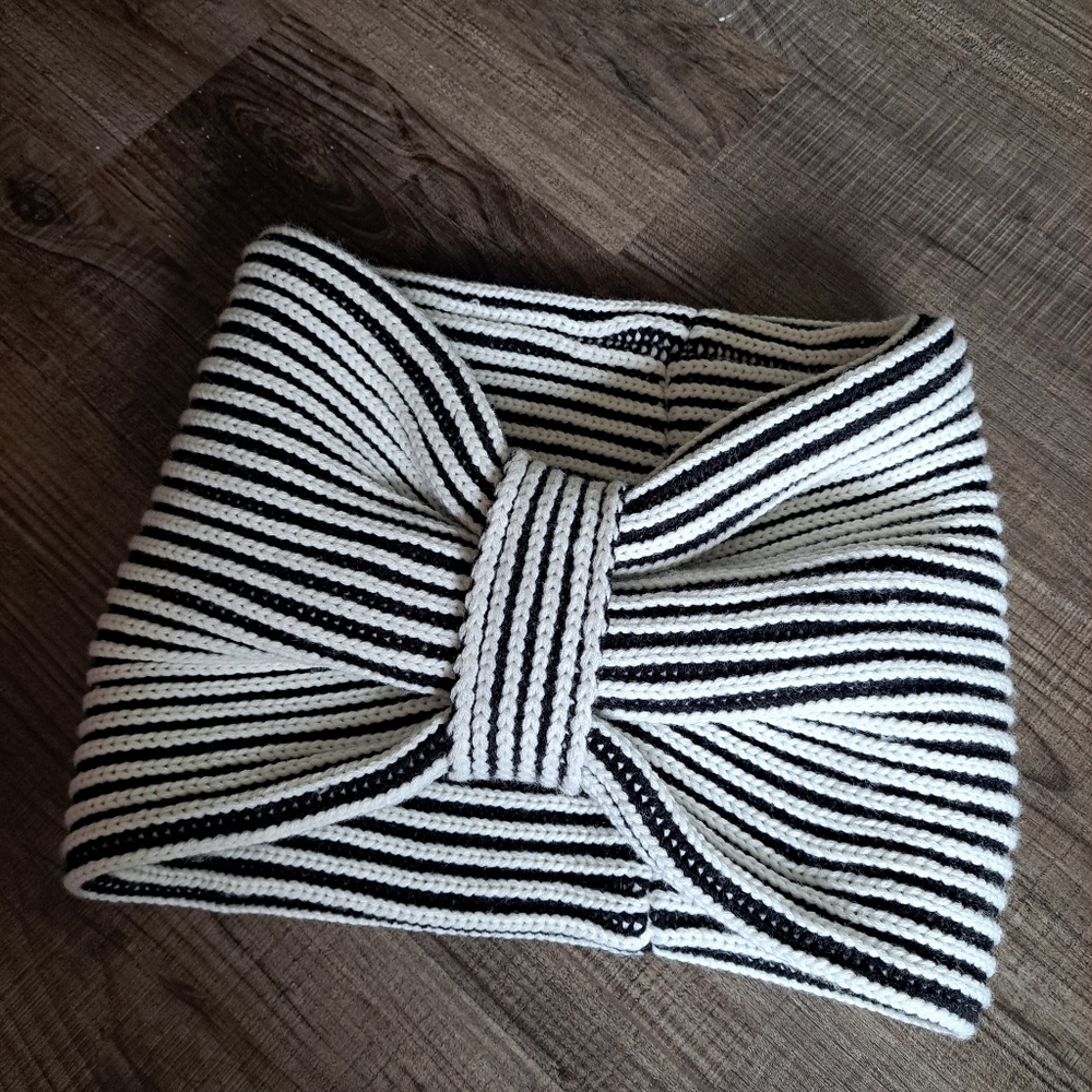 Kate spade new York striped cowl snood
